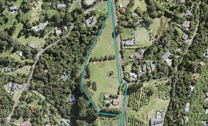 167 Carter Road, Oratia, Auckland - Carousel 1