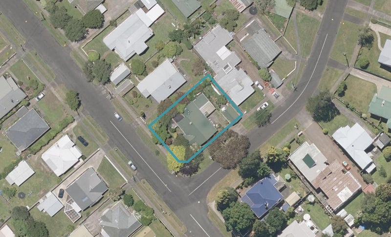 61 Jellicoe Street, Whanganui East, Whanganui - Carousel 1