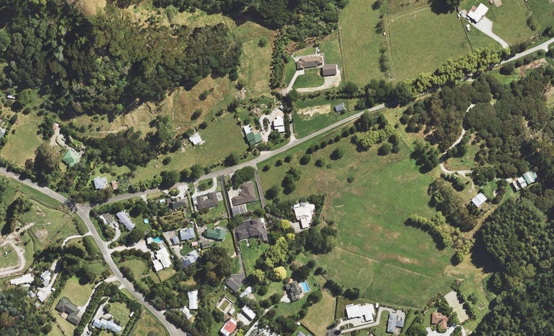 21 Dryden Street, Whataupoko, Gisborne - Carousel 1