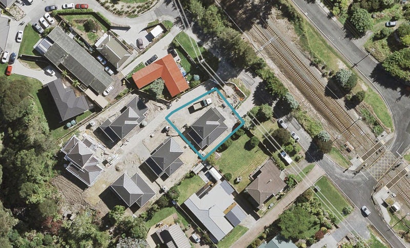 32A Sherrybrooke Place, Sunnyvale, Auckland - Carousel 1