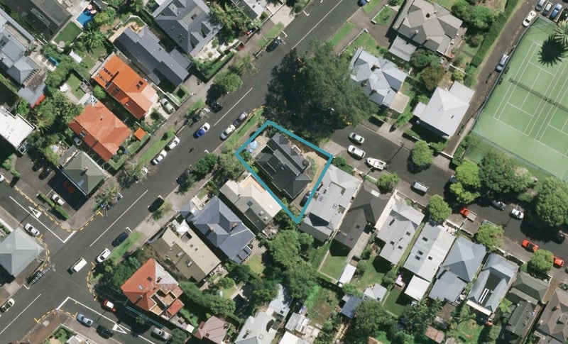 39 Saint Marys Road, Saint Marys Bay, Auckland - Carousel 1