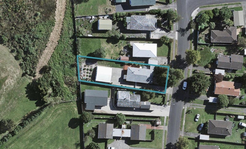 14 Huia Street, Waiuku, Waiuku - Carousel 1