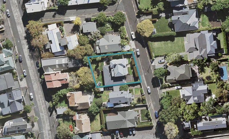 48 Princes Street, Northcote Point, Auckland - Carousel 1