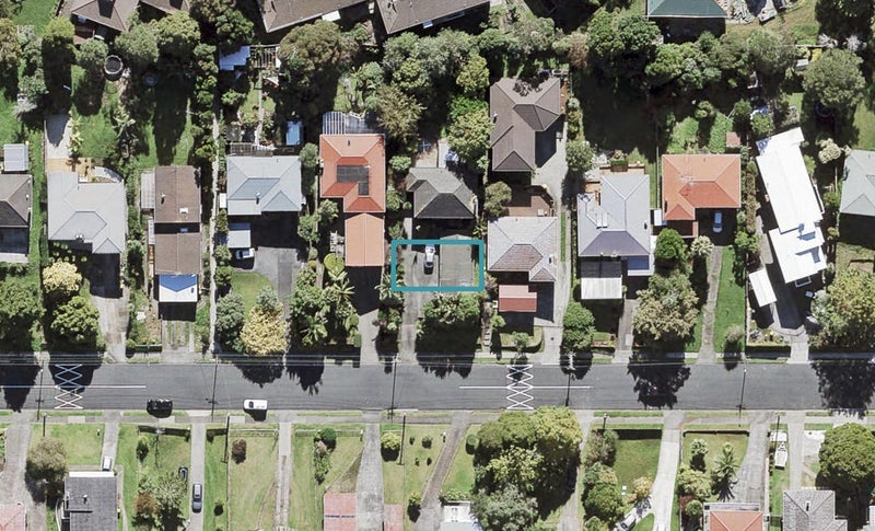26B Sheridan Drive, New Lynn, Auckland - Carousel 1