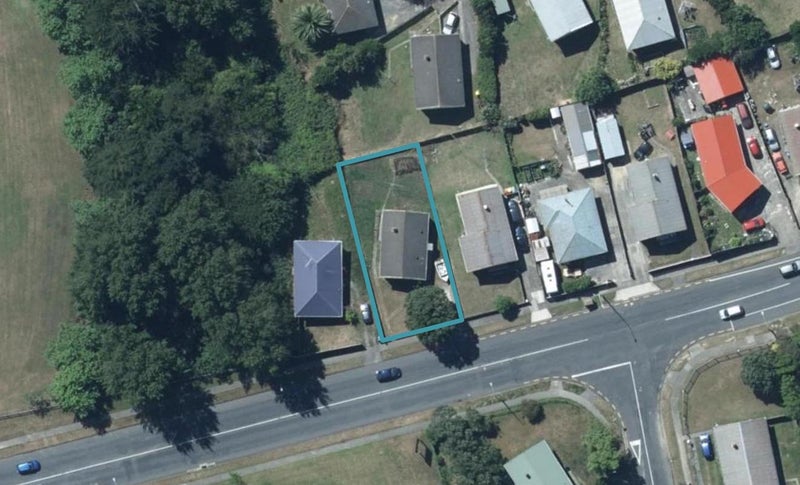 135 Warspite Avenue, Waitangirua, Porirua - Carousel 1