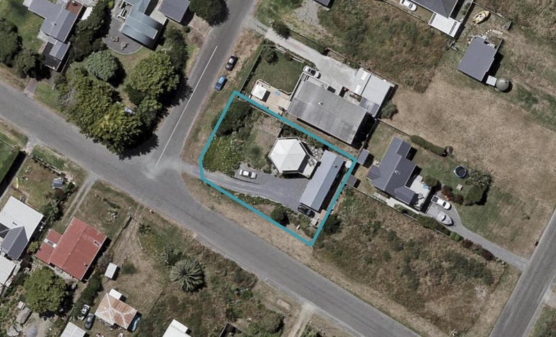 70 Dixie Street, Te Horo Beach - Carousel 1