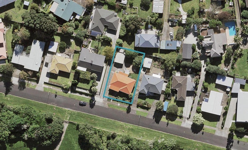 38 Ambury Road, Mangere Bridge, Auckland - Carousel 1