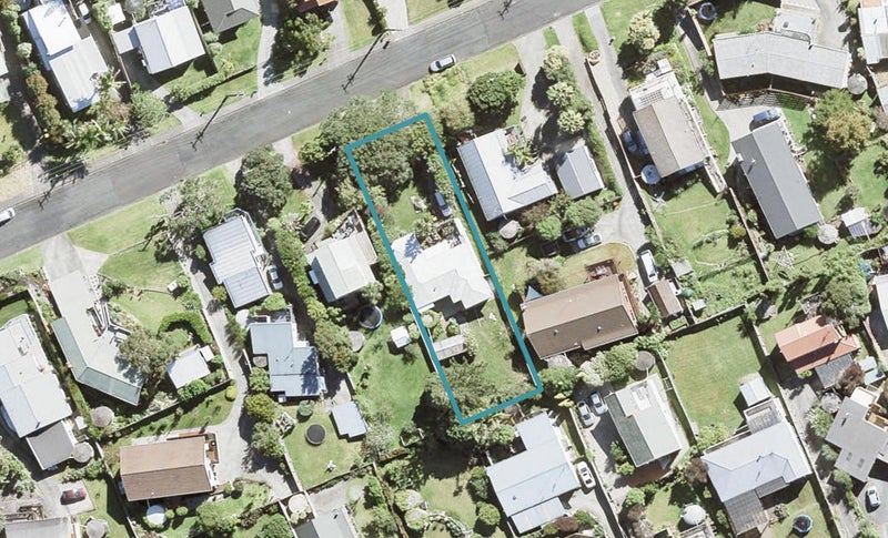 57 Elliston Crescent, Stanmore Bay, Whangaparaoa - Carousel 1