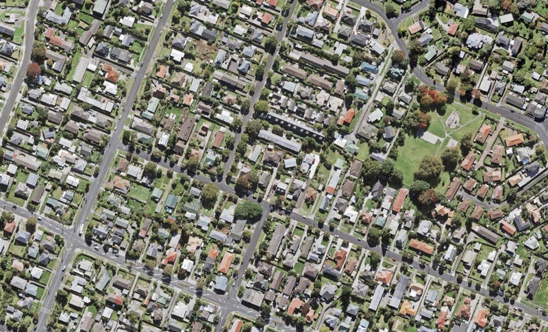 59A Miro Street, New Lynn, Auckland - Carousel 1