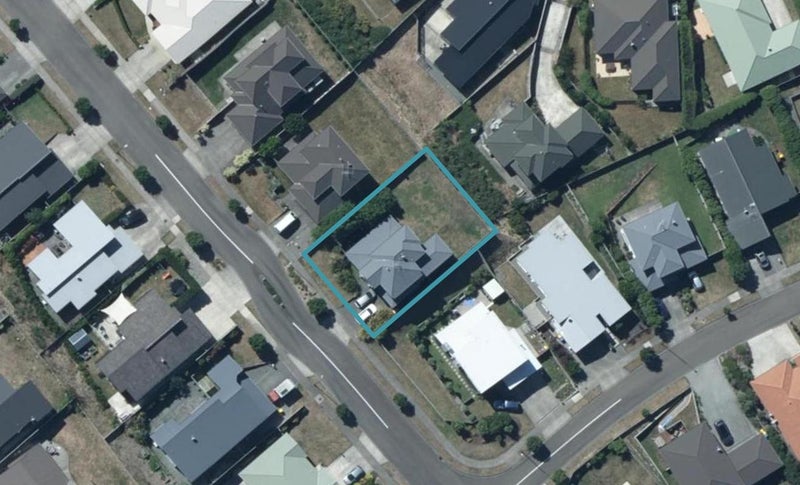 29 Tongariro Drive, Aotea, Porirua - Carousel 1