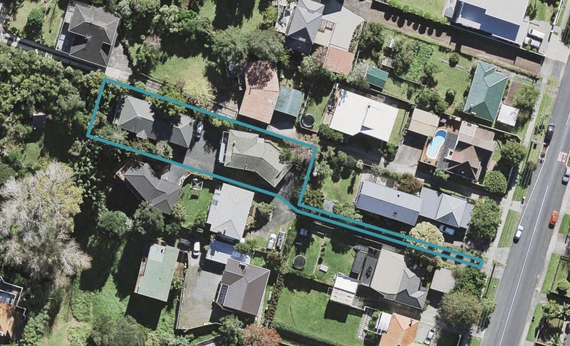 1/0 Balmain Road, Birkenhead, Auckland - Carousel 1