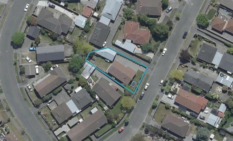 7 Glen Place, Parklands, Christchurch - Carousel 1