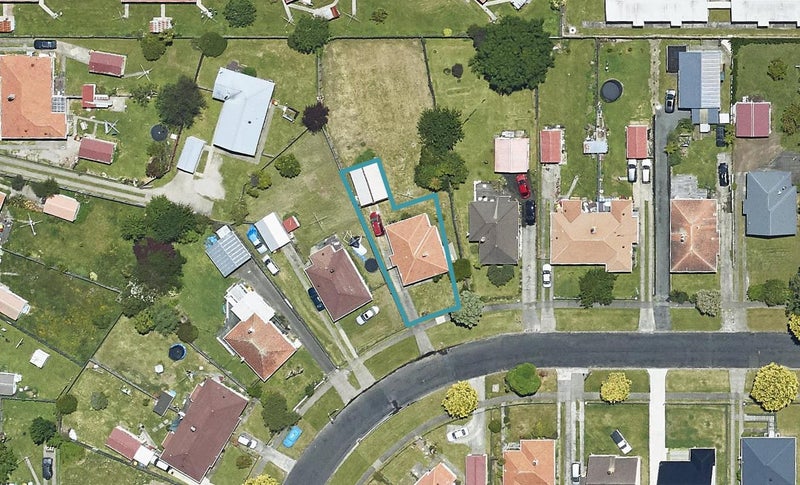 19 Wallace Crescent, Glenholme, Rotorua - Carousel 1