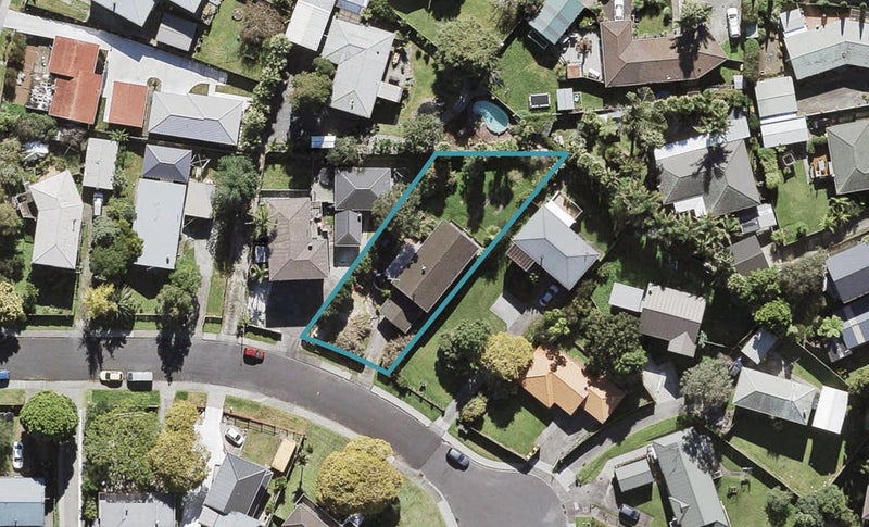 42 Patts Avenue, Glendene, Auckland - Carousel 1