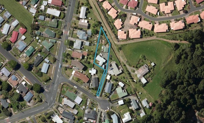 5 Jeeves Place, Tikipunga, Whangarei - Carousel 1