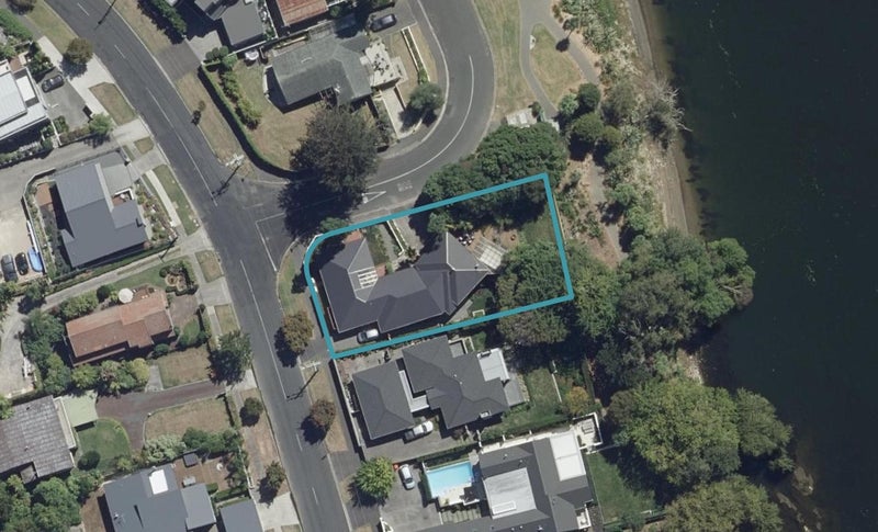 2 Ann Street, Beerescourt, Hamilton - Carousel 1