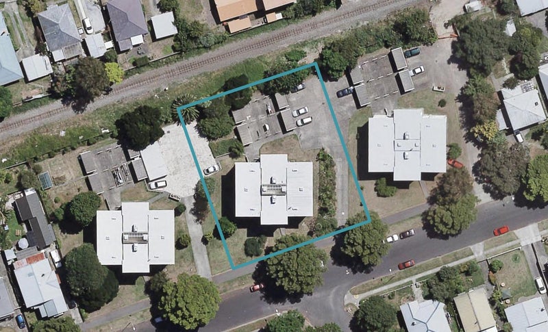 18/18 Carnell Street, Napier South, Napier - Carousel 1