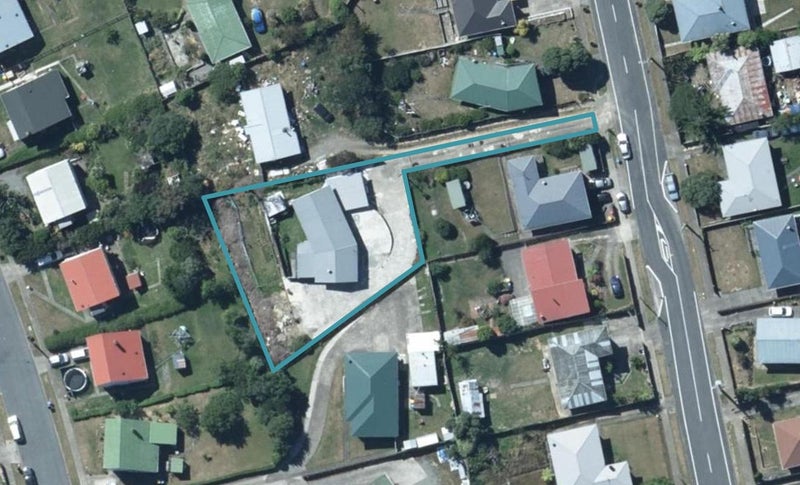 105 Driver Crescent, Cannons Creek, Porirua - Carousel 1