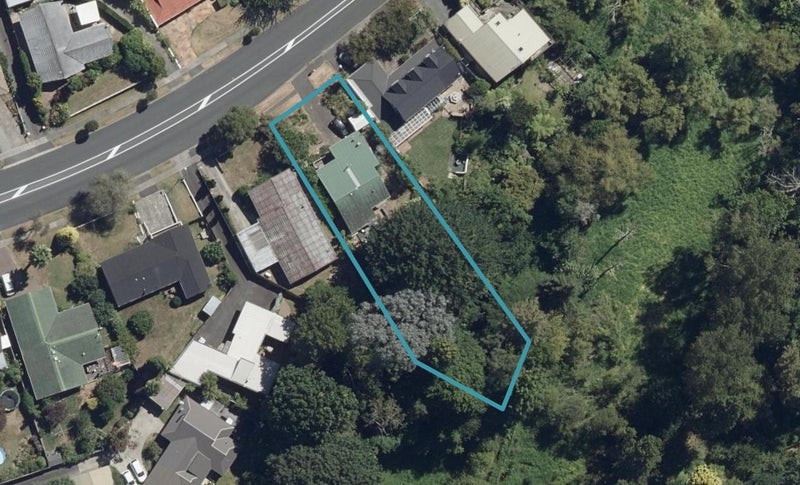 64 Glen Lynne Avenue, Queenwood, Hamilton - Carousel 1