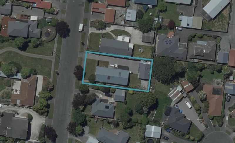 93 Warren Crescent, Hillmorton, Christchurch - Carousel 1