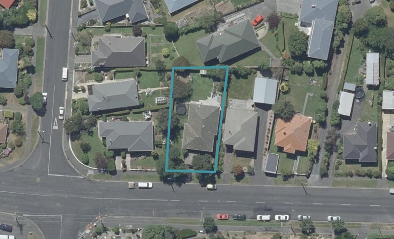 215 Balmacewen Road, Wakari, Dunedin - Carousel 1