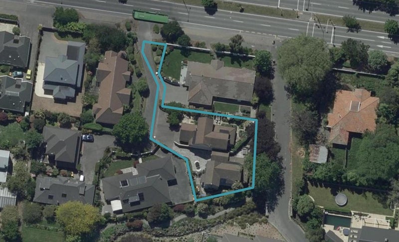 2/127 Fendalton Road, Fendalton, Christchurch - Carousel 1