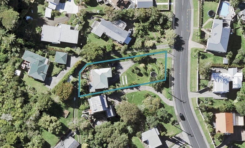 75 Cockle Bay Road, Cockle Bay, Auckland - Carousel 1