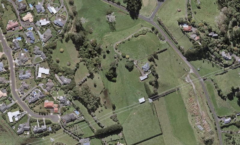 80 Veale Road, Ridgewood, New Plymouth - Carousel 1