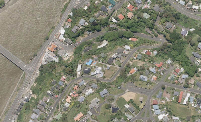 10 Hipango Terrace, Durie Hill, Whanganui - Carousel 1