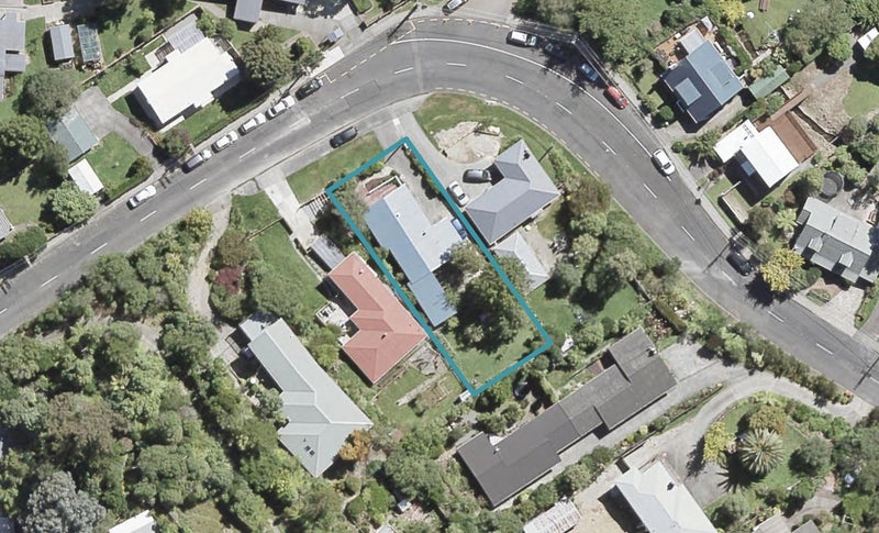 10A Forest Road, Pinehaven, Upper Hutt - Carousel 1