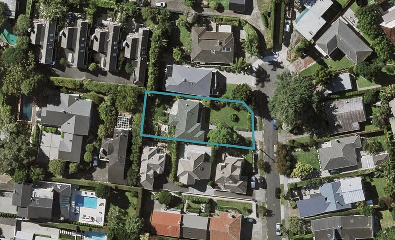 10 Brookland Place, Remuera, Auckland - Carousel 1