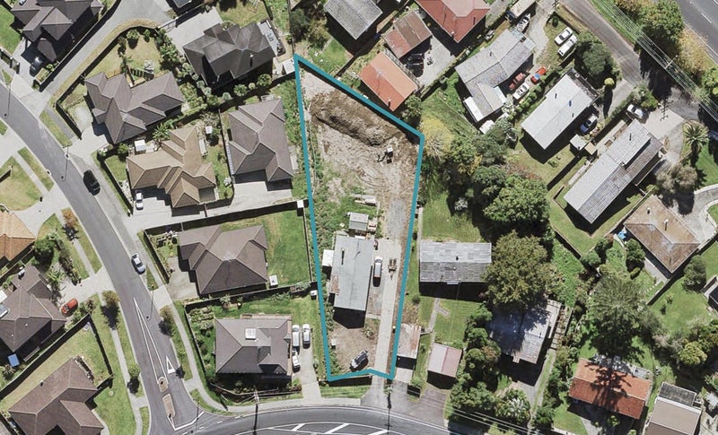 23 Lincoln Park Avenue, Massey, Auckland - Carousel 1