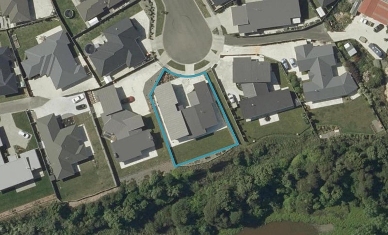 12 Morocco Terrace, Kelvin Grove, Palmerston North - Carousel 1
