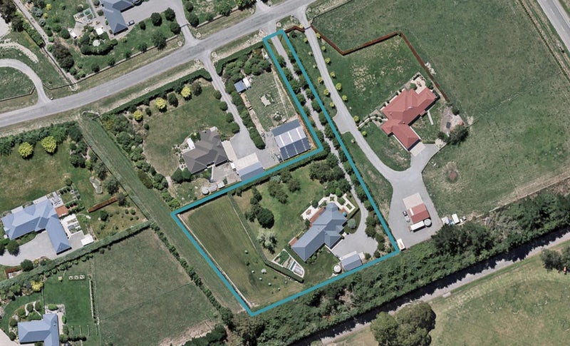 9 Truro Close, Ohoka, Kaiapoi - Carousel 1