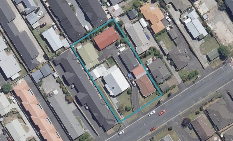 2/21 Enderley Avenue, Enderley, Hamilton - Carousel 1