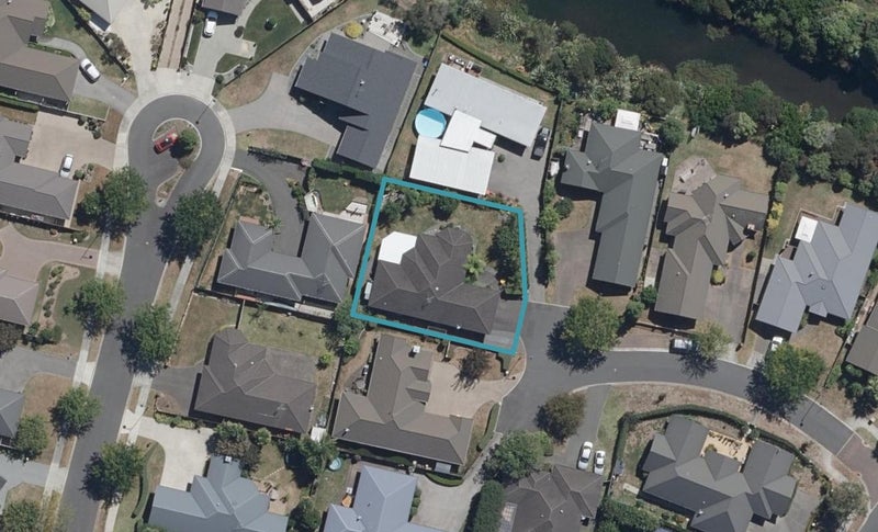 9 Westbury Mews, Huntington, Hamilton - Carousel 1