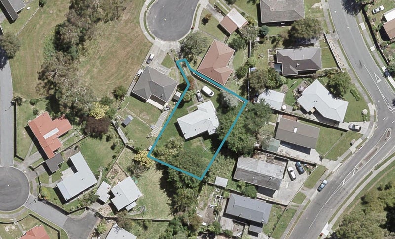 9 Speargrass Grove, Timberlea, Upper Hutt - Carousel 1