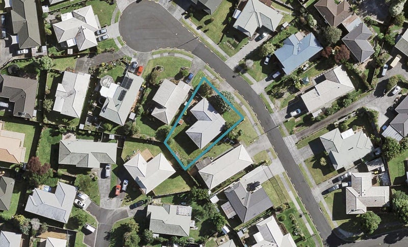 10 Tonson Place, Weymouth, Auckland - Carousel 1