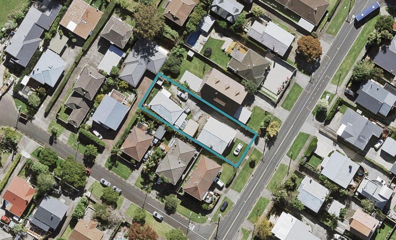 1/9 Euston Road, Sandringham, Auckland - Carousel 1