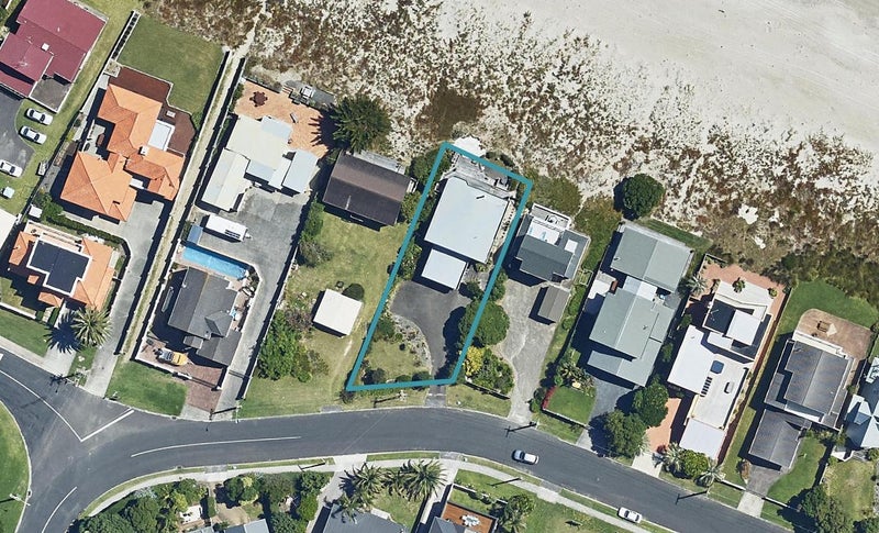5 Motiti Road, Papamoa Beach, Papamoa - Carousel 1