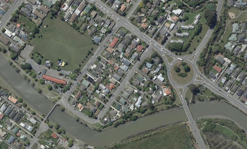 47 Gould Crescent, Woolston, Christchurch - Carousel 1