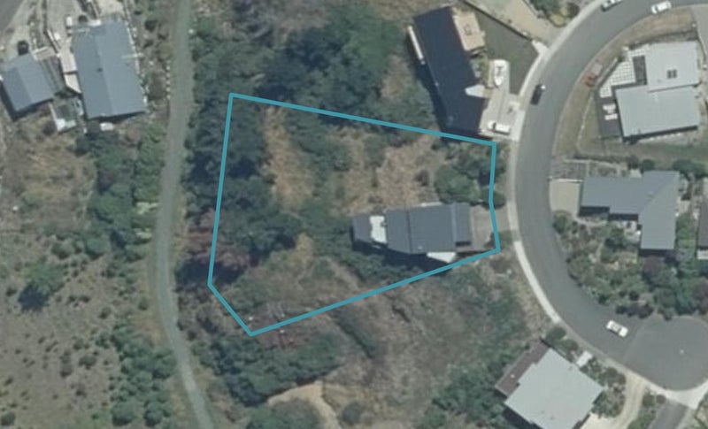 15 Heemskerck Place, Britannia Heights, Nelson - Carousel 1