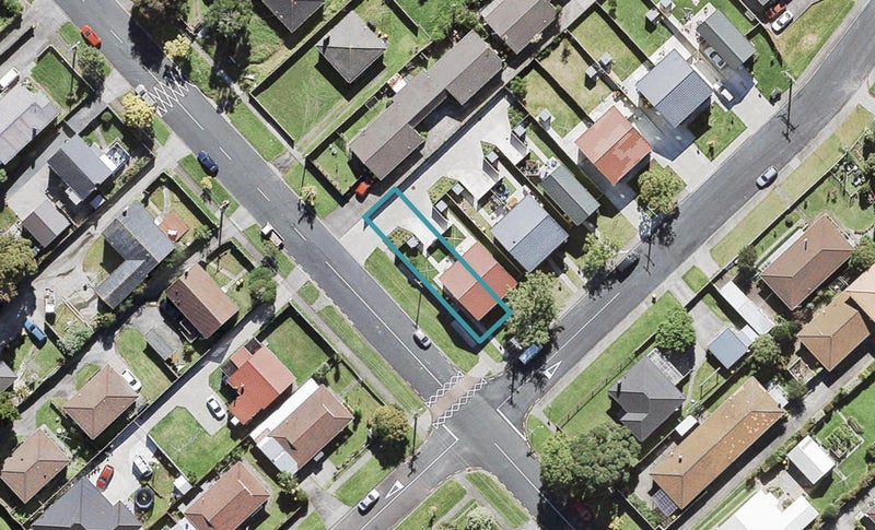 4A Westall Road, New Lynn, Auckland - Carousel 1
