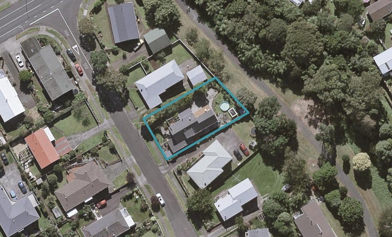 8 Acacia Place, Bell Block, New Plymouth - Carousel 1
