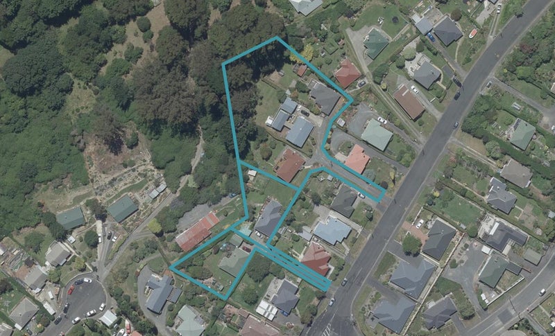 399 Pine Hill Road, Pine Hill, Dunedin - Carousel 1