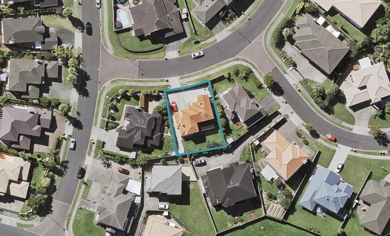 3 Rosses Place, Pinehill, Auckland - Carousel 1