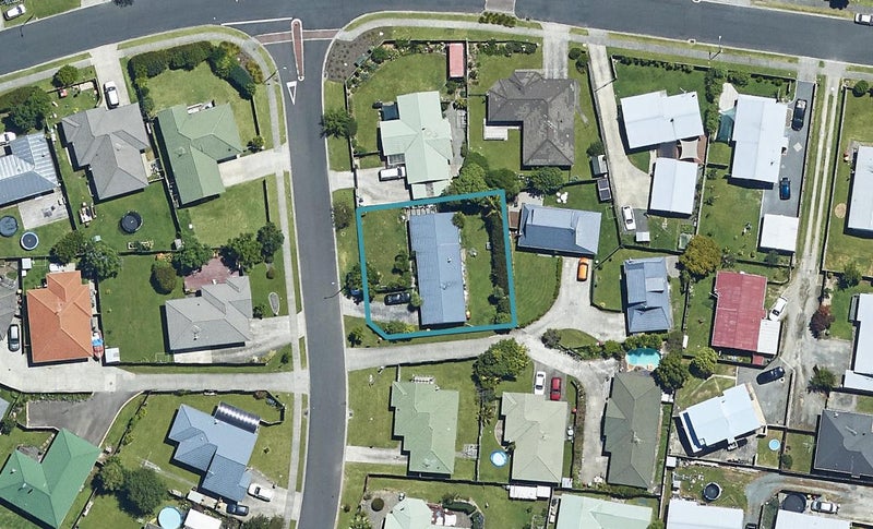 3 Aaron Place, Brookfield, Tauranga - Carousel 1
