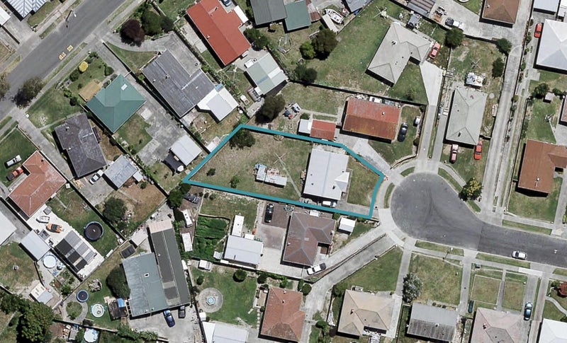21 Wallis Place, Onekawa, Napier - Carousel 1