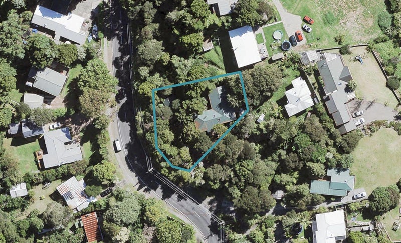 34 Victory Road, Laingholm, Auckland - Carousel 1
