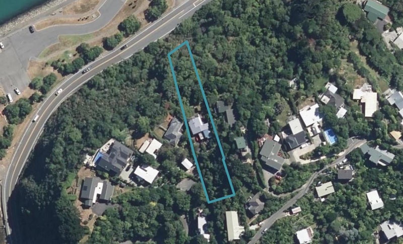 39 Waitohu Road, York Bay, Lower Hutt - Carousel 1